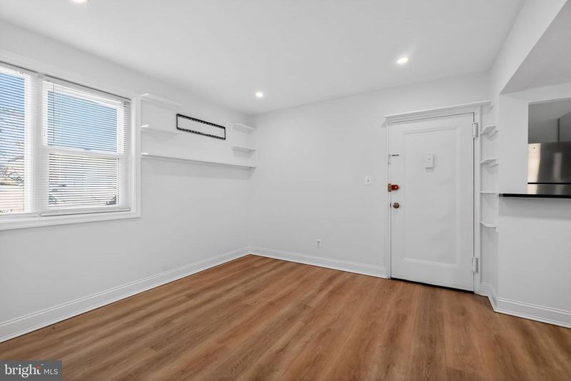 3065 Patrick Henry Dr #102, Falls Church, VA 22044