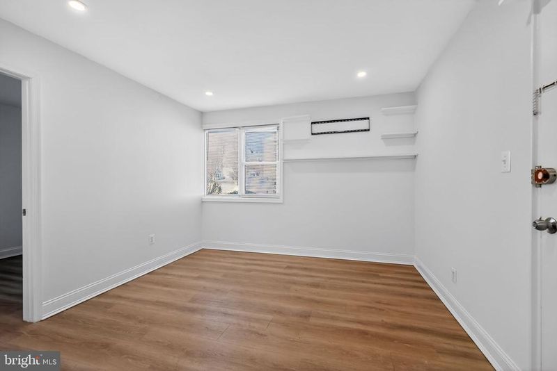 3065 Patrick Henry Dr #102, Falls Church, VA 22044