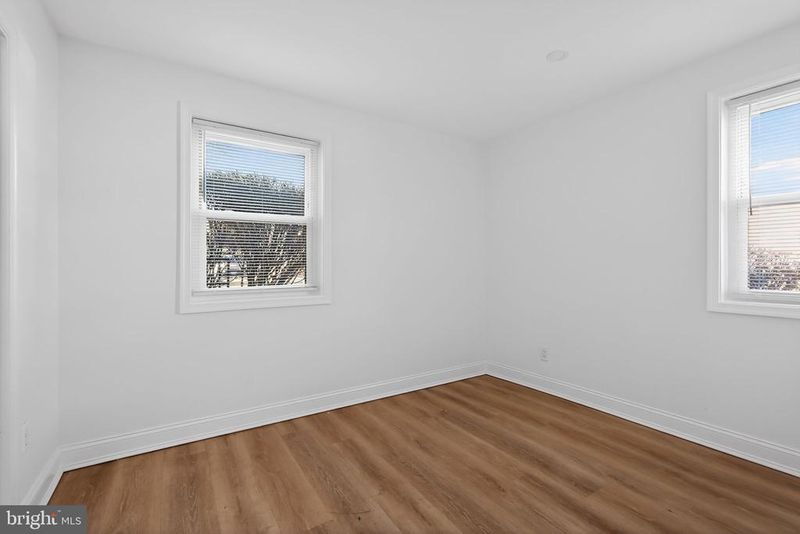 3065 Patrick Henry Dr #102, Falls Church, VA 22044