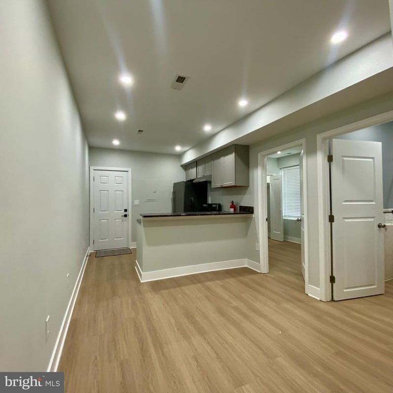 3701 9th St NW #1, Washington, DC 20010