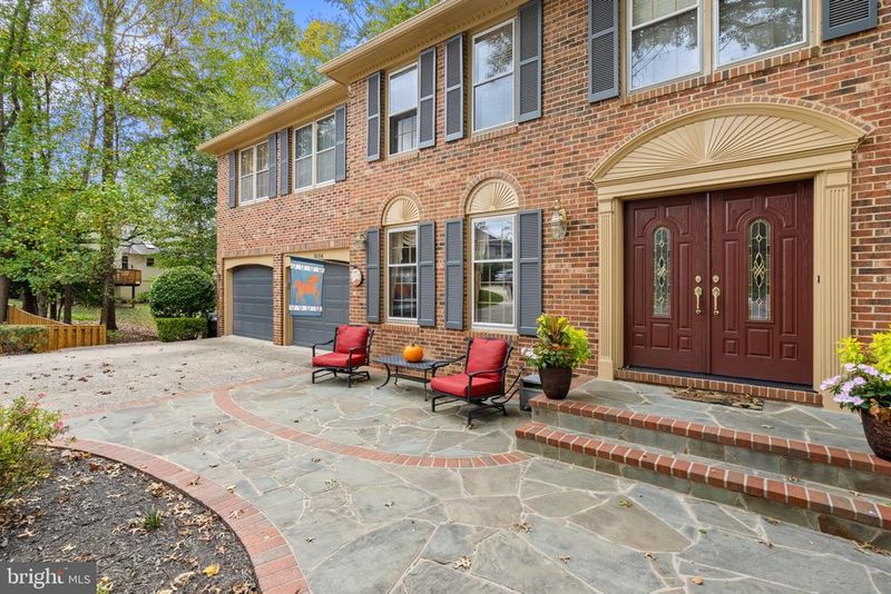 9104 Scott St, Springfield, VA 22153