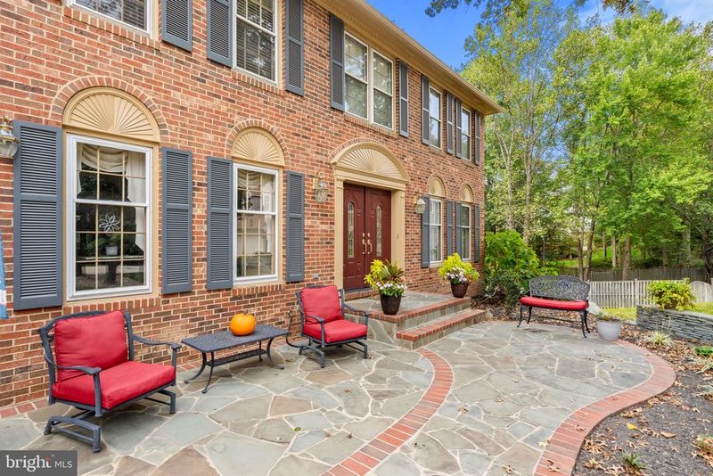 9104 Scott St, Springfield, VA 22153