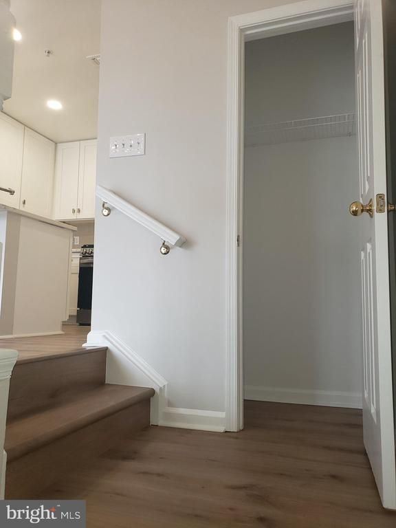 45070 Brae Ter #202, Ashburn, VA 20147