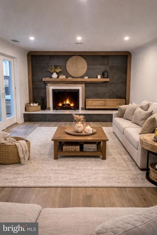 224 Prince St NE, Leesburg, VA 20176