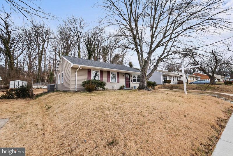 1204 Lindsay Rd, Oxon Hill, MD 20745