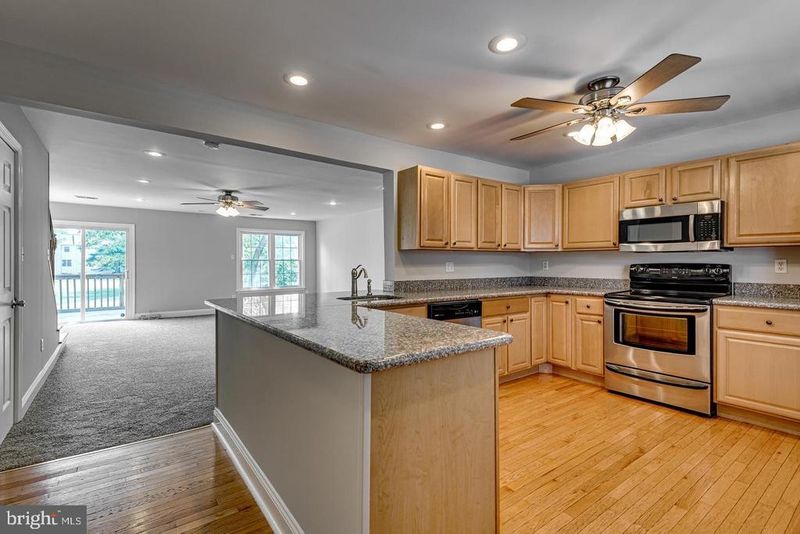 1663 Hart Ct, Crofton, MD 21114