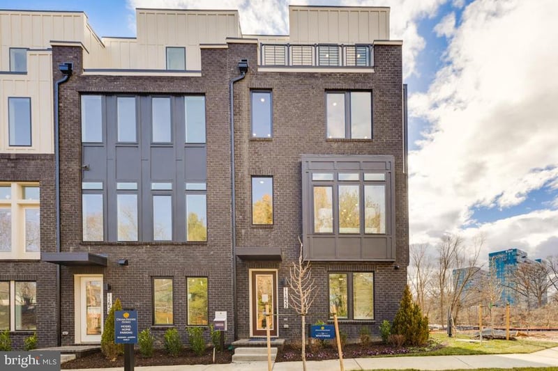 11579 Patriotic Ln, Reston, VA 20190