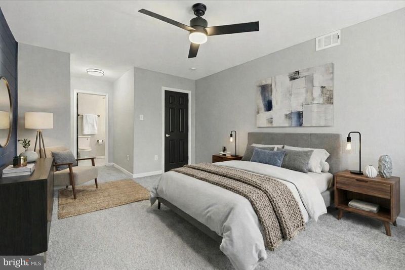 1657 Parkcrest Cir #100, Reston, VA 20190