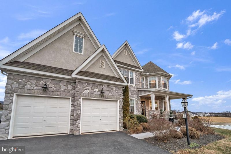 6804 Hawes Ct, Frederick, MD 21702