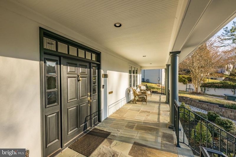 6955 33rd St NW, Washington, DC 20015