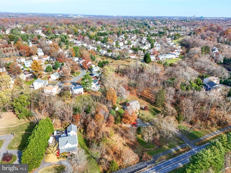 13714 Travilah Rd, Rockville, MD 20850