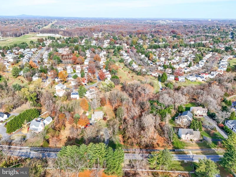 13714 Travilah Rd, Rockville, MD 20850