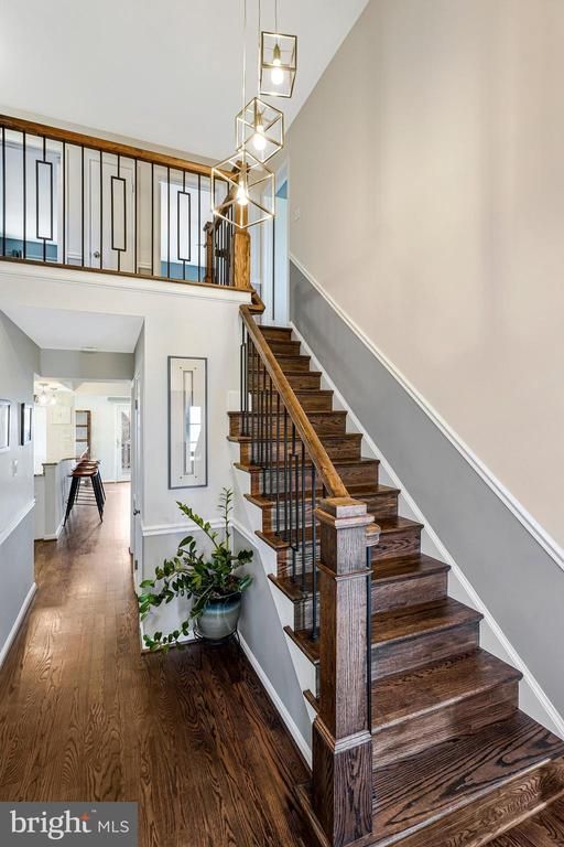 1606 Blacksmith Ln, Herndon, VA 20170
