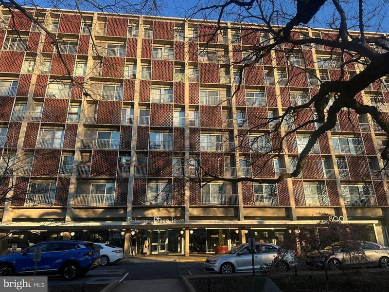 800 4th St SW #S325, Washington, DC 20024