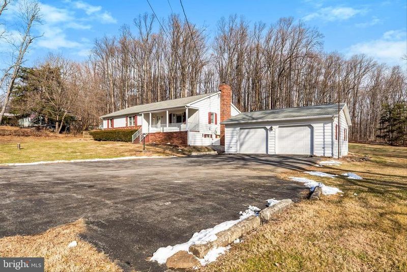 8520 Hemler Rd, Thurmont, MD 21788