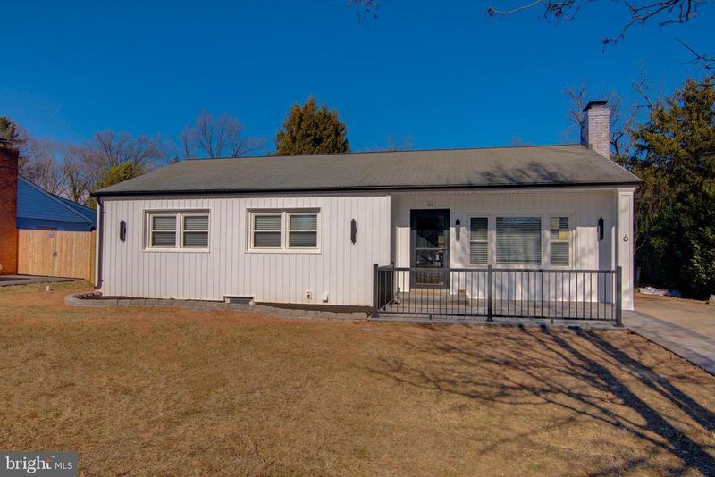 106 North St NE, Leesburg, VA 20176
