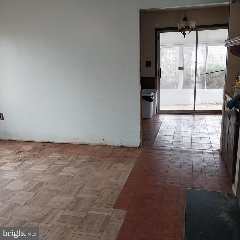 1010 7th St, Laurel, MD 20707