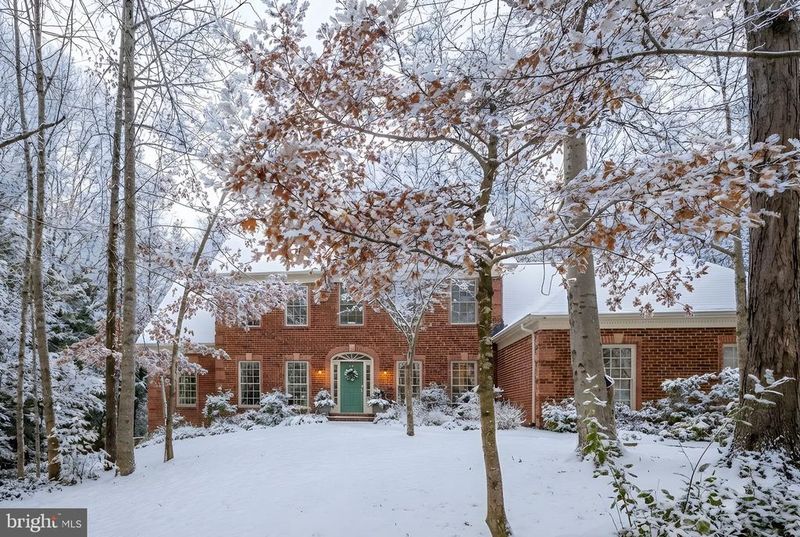 916 Decatur Rd, Stafford, VA 22554