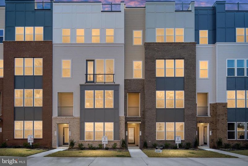 2540 Neabsco Common Pl, Woodbridge, VA 22191