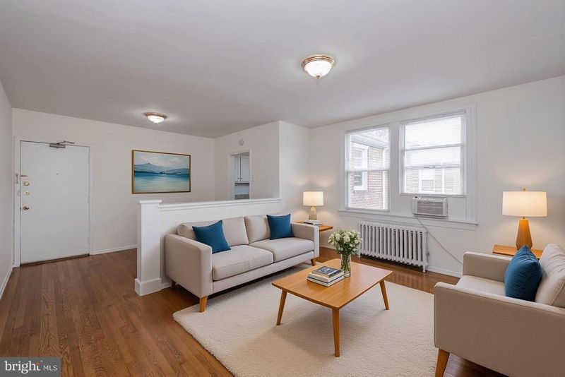 7611 Eastern Ave #103, Takoma Park, MD 20912