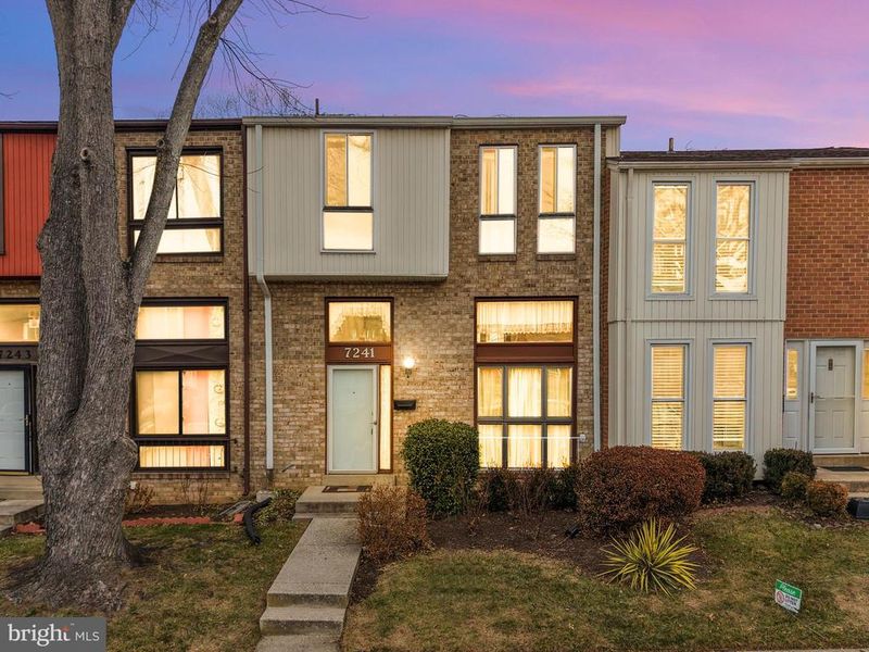 7241 Millcrest Ter #4-3, Rockville, MD 20855