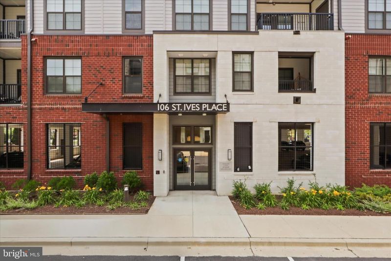 106 Saint Ives Pl #207, National Harbor, MD 20745