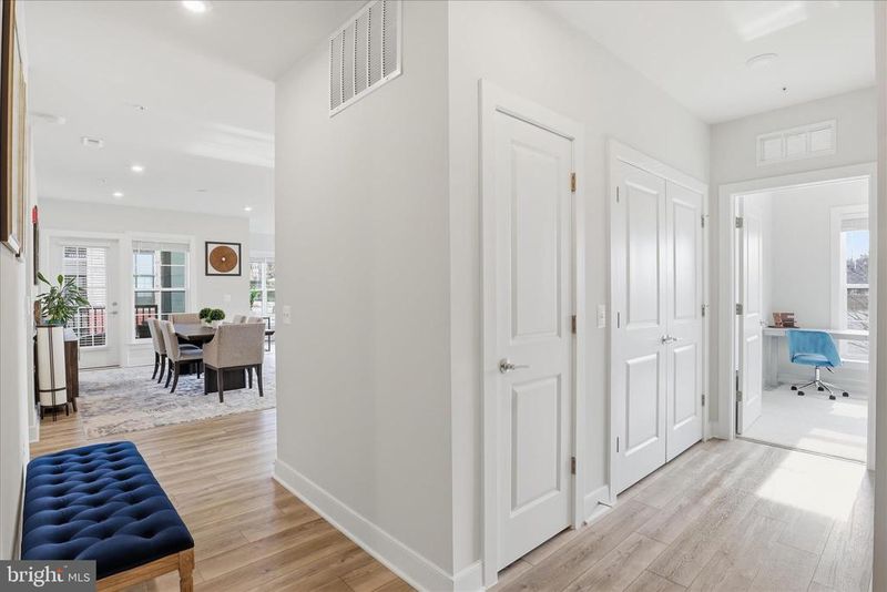 106 Saint Ives Pl #207, National Harbor, MD 20745