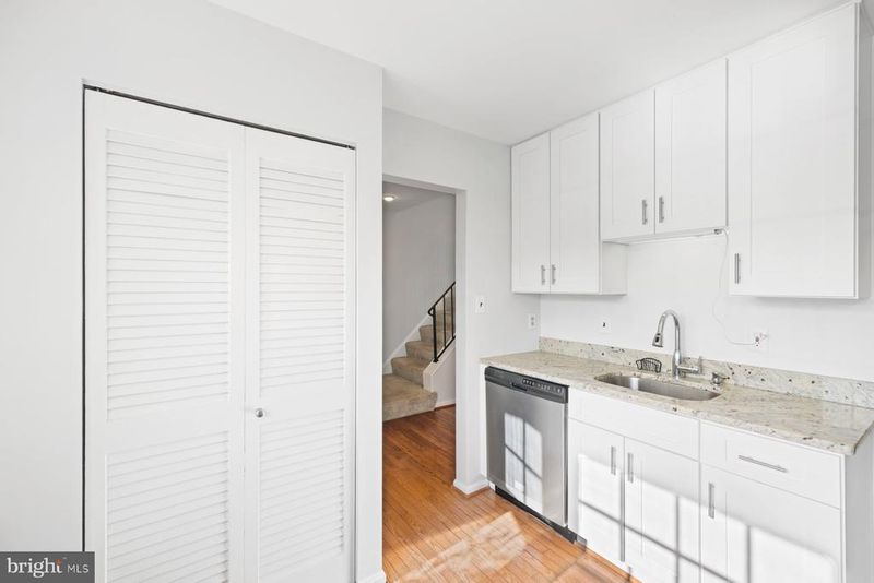 3331 Buehler Ct #108, Olney, MD 20832