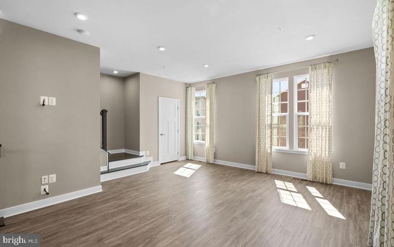 100 Bethlehem Pl, Brooklyn, MD 21225