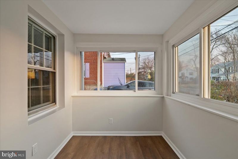 2716 Jefferson Dr, Alexandria, VA 22303