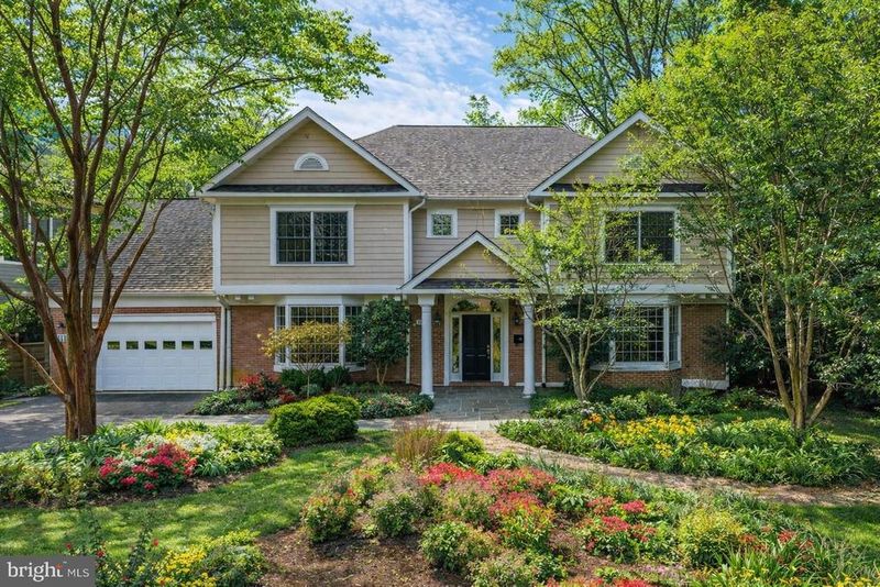7838 Aberdeen Rd, Bethesda, MD 20814