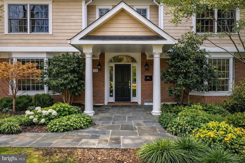 7838 Aberdeen Rd, Bethesda, MD 20814