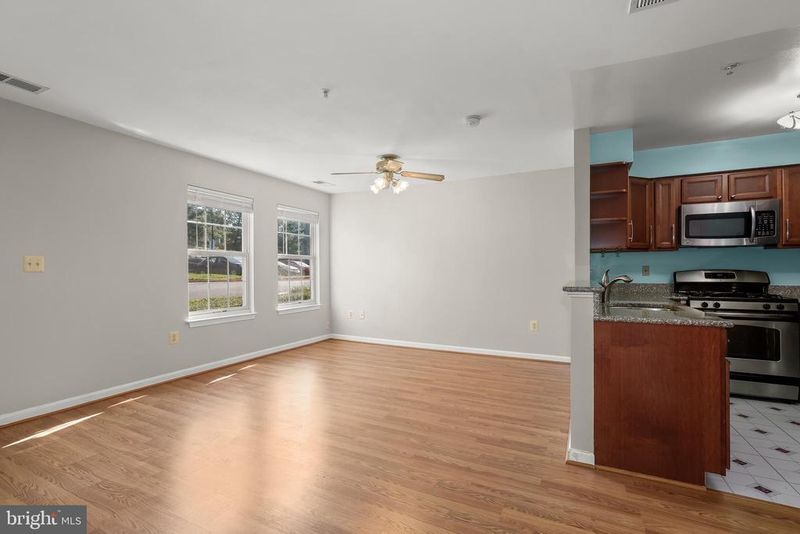 6249 Sandpiper Ct #9, Elkridge, MD 21075