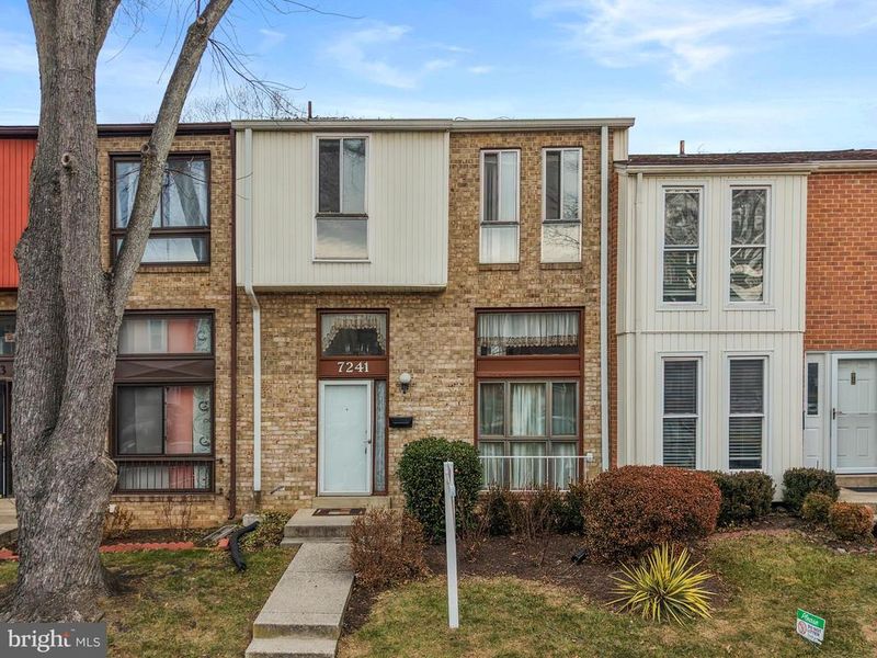 7241 Millcrest Ter #4-3, Rockville, MD 20855