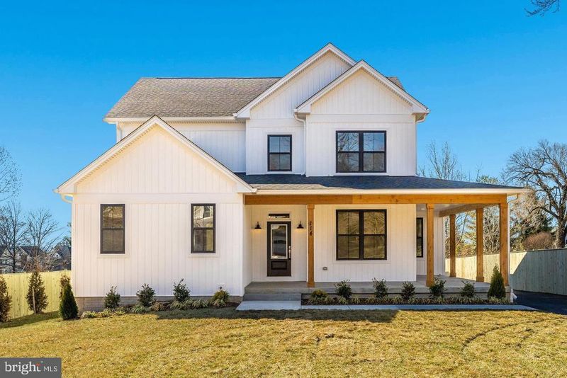 114 E Main St, Middletown, MD 21769