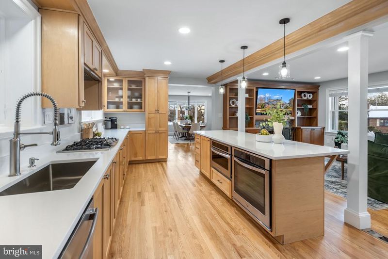 3101 N Toronto St, Arlington, VA 22213