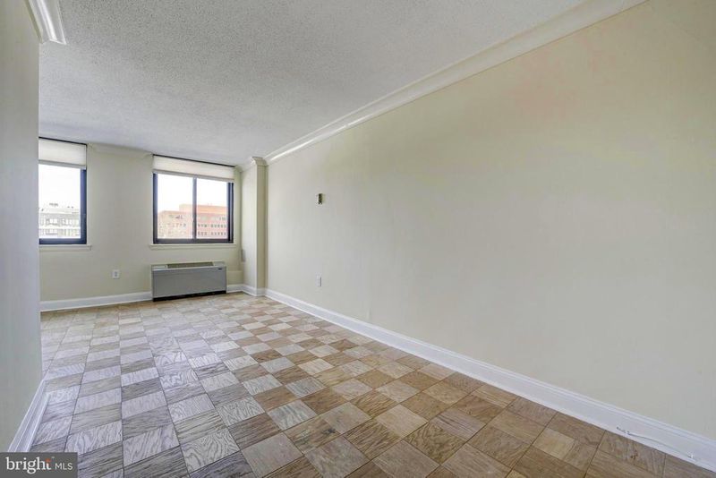 801 N Pitt St #311, Alexandria, VA 22314