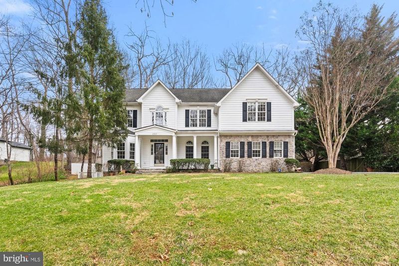 2503 Easie St, Oakton, VA 22124