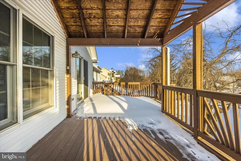 2012 Chapel Ct, Frederick, MD 21702