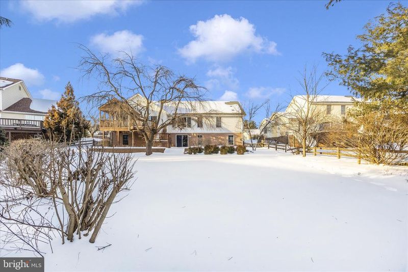 2012 Chapel Ct, Frederick, MD 21702