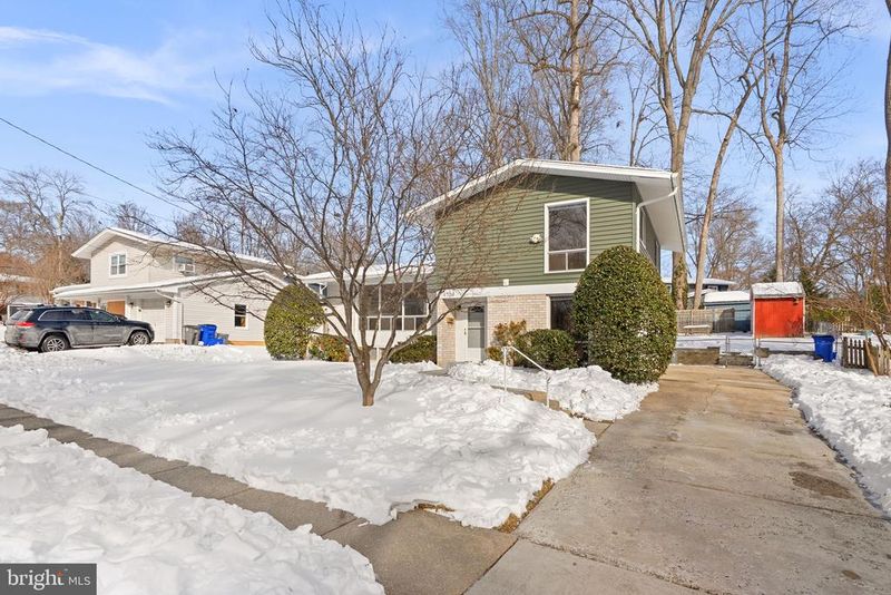 4709 Levada Ter, Rockville, MD 20853