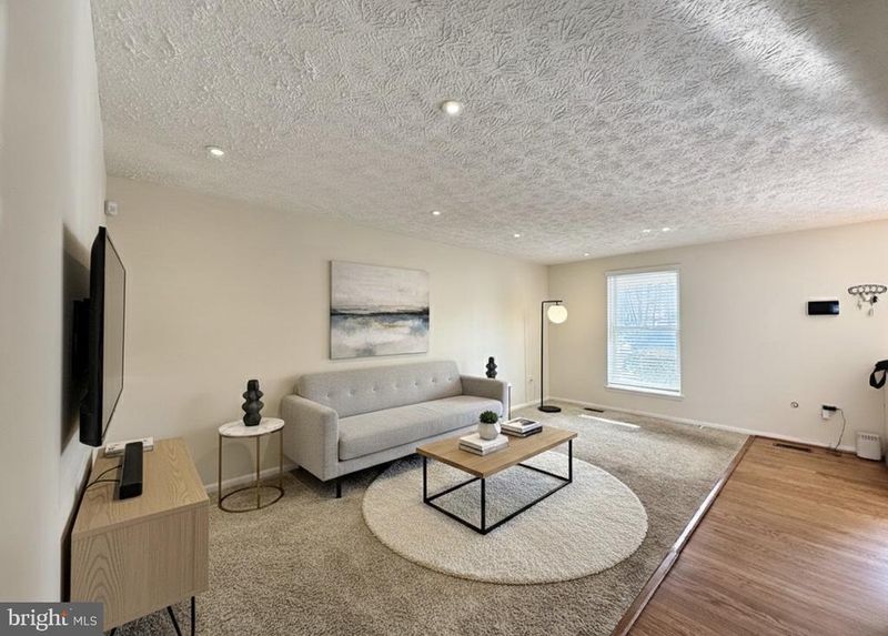 8152 Mandan Ter, Greenbelt, MD 20770