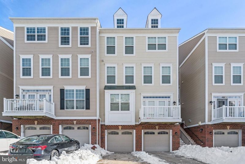 45745 Winding Branch Ter, Sterling, VA 20166
