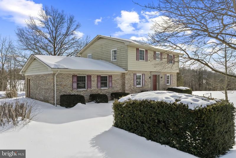 7823 Timmons Rd, Union Bridge, MD 21791