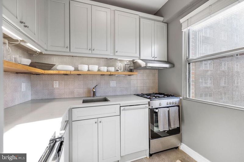 4000 Cathedral Ave NW #218B, Washington, DC 20016