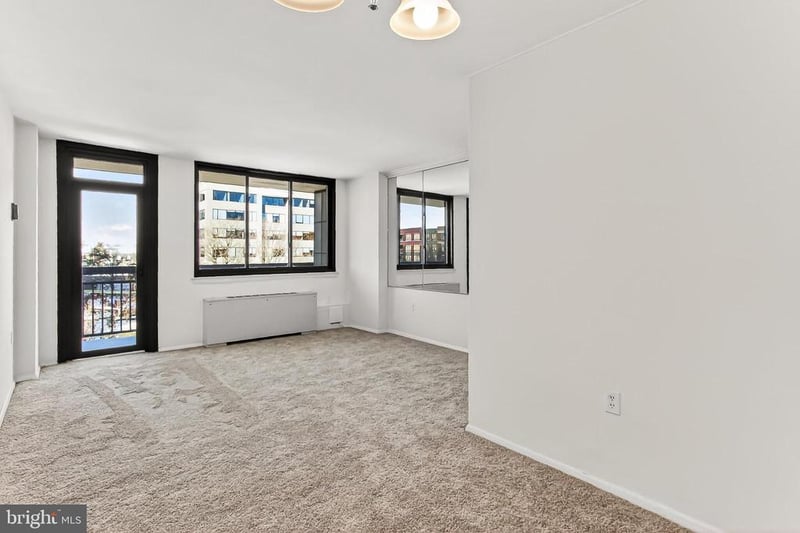 801 N Pitt St #521, Alexandria, VA 22314