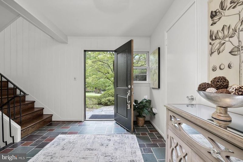 5000 Westpath Ter, Bethesda, MD 20816