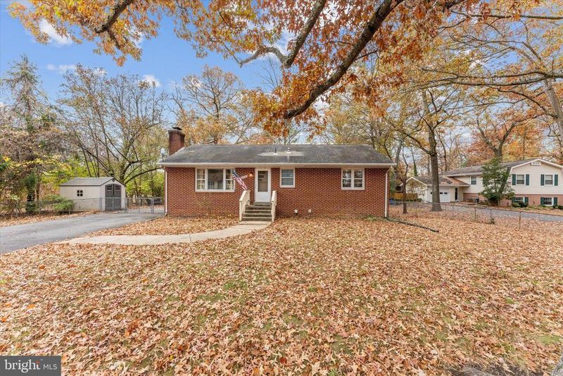 6548 Windham Ave, Alexandria, VA 22315