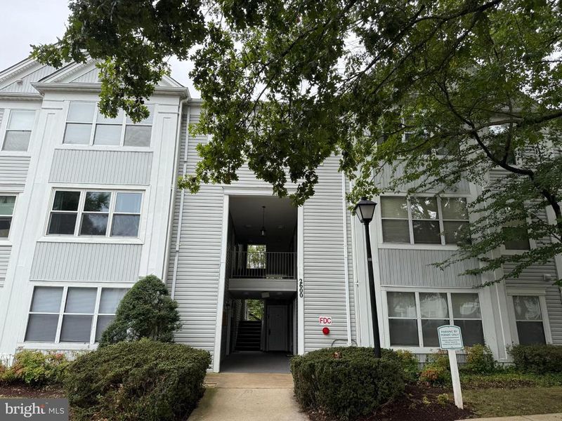 2600 Camelback Ln #9, Silver Spring, MD 20906
