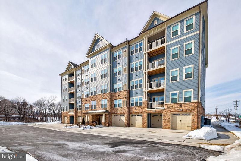 3315 Firefly Ln #304, Frederick, MD 21704